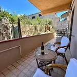 Arcobaleno Centro Bed & Breakfast 4*