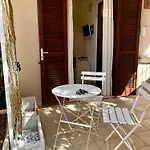 Arcobaleno Centro Bed & Breakfast 4*