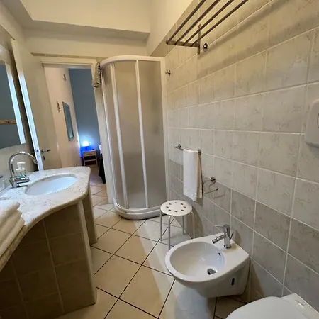 Bed & Breakfast Arcobaleno Centro *