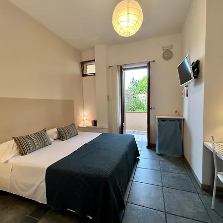 Arcobaleno Centro 3* Tropea