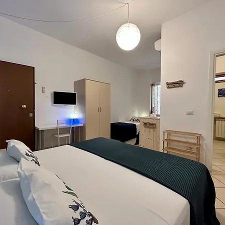 Arcobaleno Centro Bed & Breakfast *