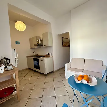 Arcobaleno Centro Bed & Breakfast