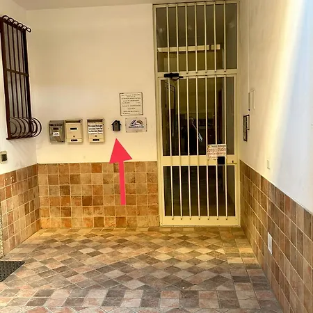 Alojamento de Acomodação e Pequeno-almoço Arcobaleno Centro 3*