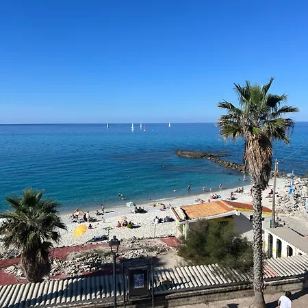 Arcobaleno Centro Alojamento de Acomodação e Pequeno-almoço Tropea
