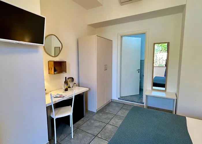 Arcobaleno Centro 3* 特罗佩阿