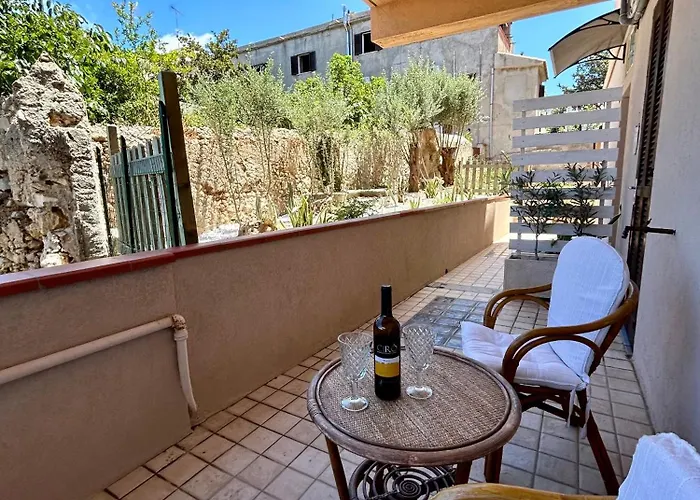 Arcobaleno Centro 住宿加早餐酒店 3*